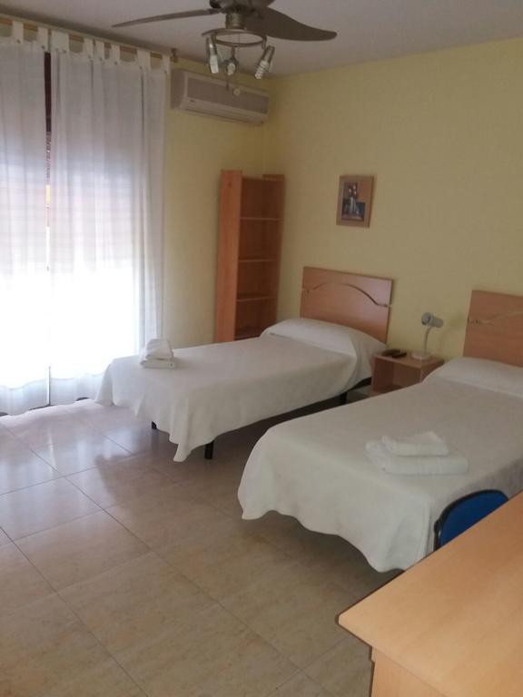 Hostal Jose Luis Brunete Exterior foto